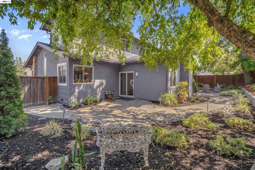 5805 San Carlos Way Pleasanton, CA 94566
