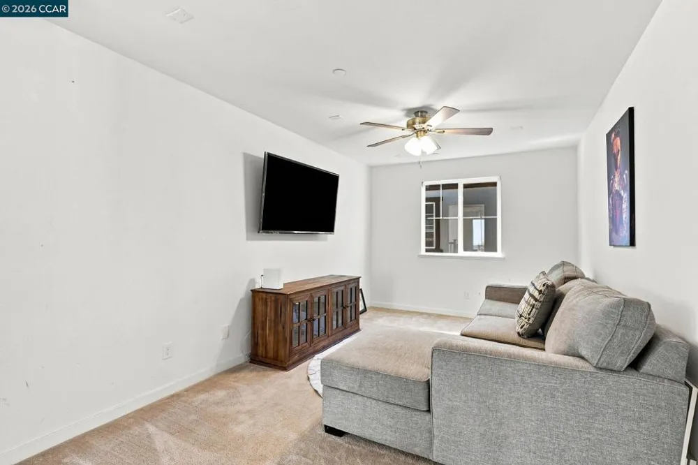 145 Willowrun Way Oakley, CA 94561
