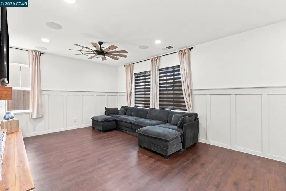 145 Willowrun Way Oakley, CA 94561