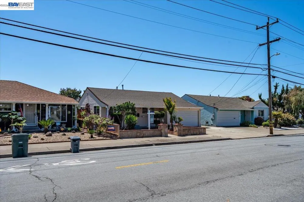 3675 Monterey Blvd San Leandro, CA 94578