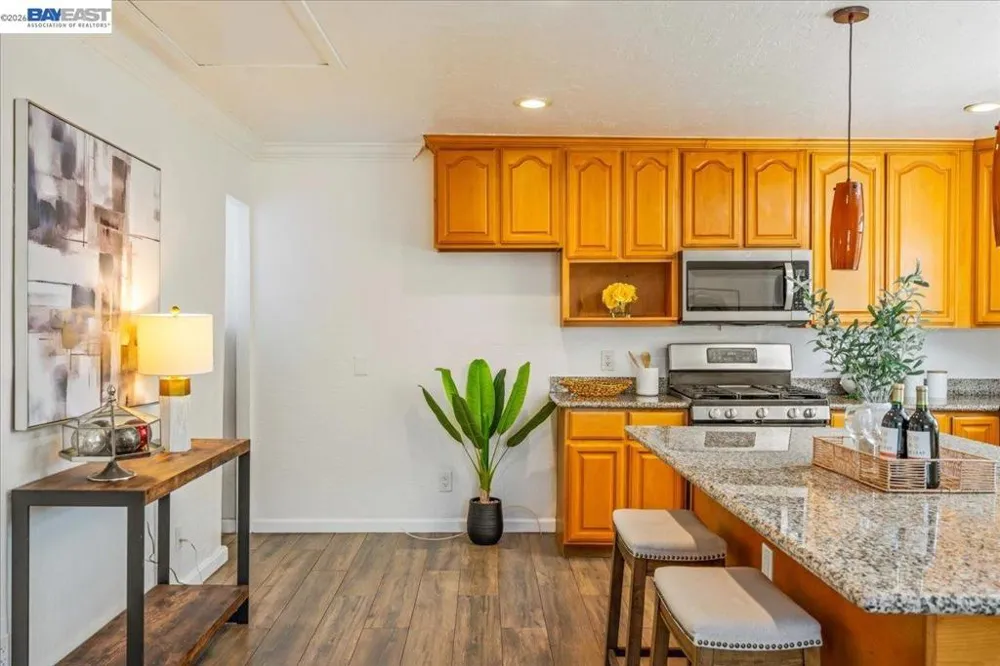 3675 Monterey Blvd San Leandro, CA 94578