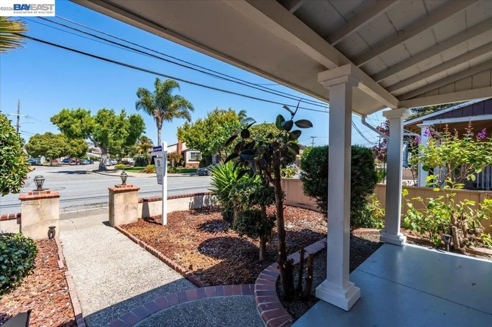 3675 Monterey Blvd San Leandro, CA 94578