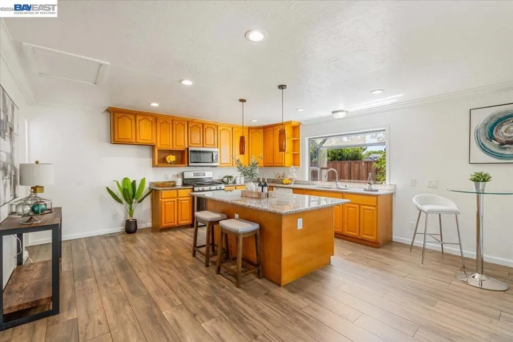 3675 Monterey Blvd San Leandro, CA 94578