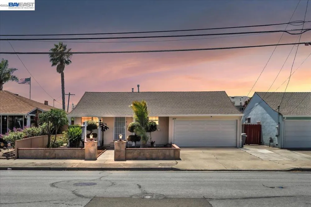 3675 Monterey Blvd San Leandro, CA 94578