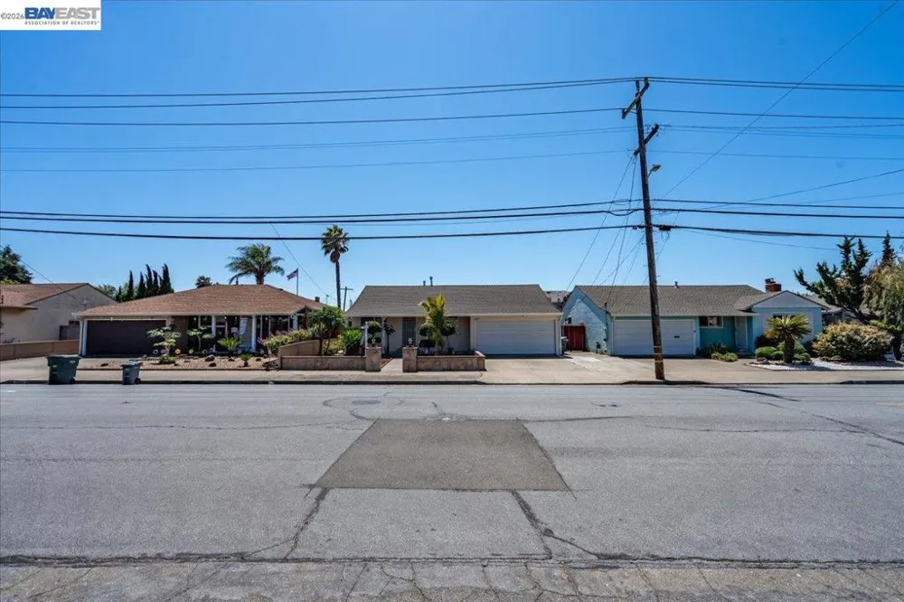 3675 Monterey Blvd San Leandro, CA 94578