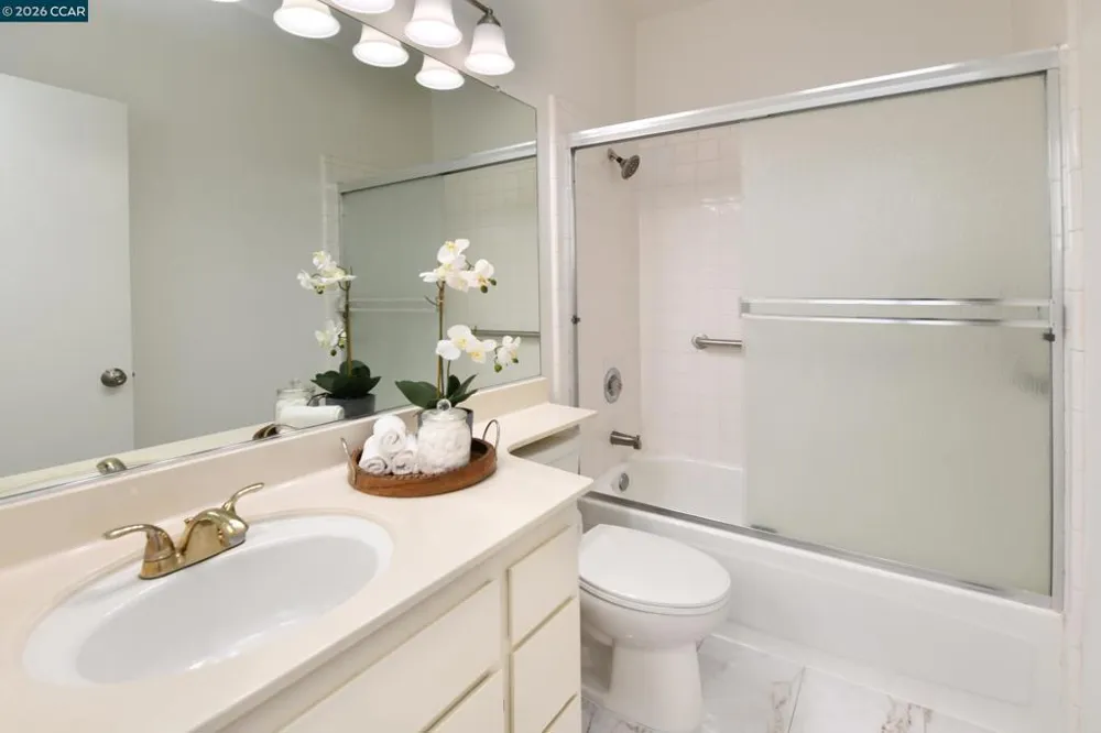 7089 Dublin Meadows St #B Dublin, CA 94568