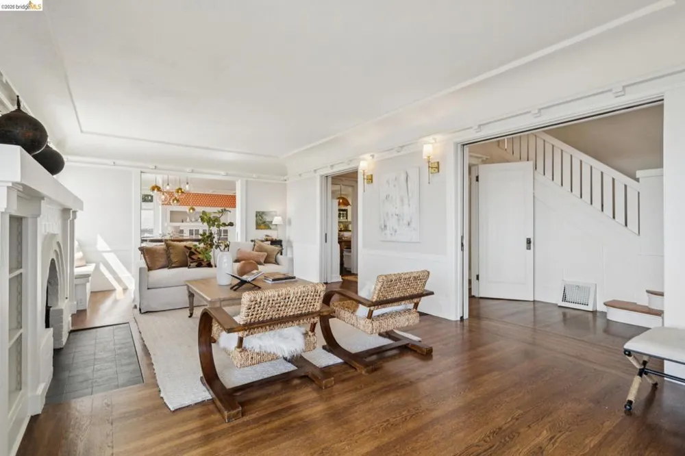 150 Scenic Ave Piedmont, CA 94611
