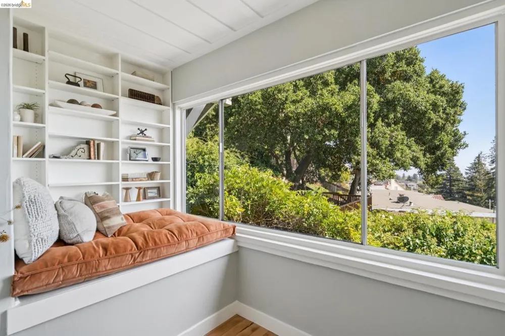 150 Scenic Ave Piedmont, CA 94611