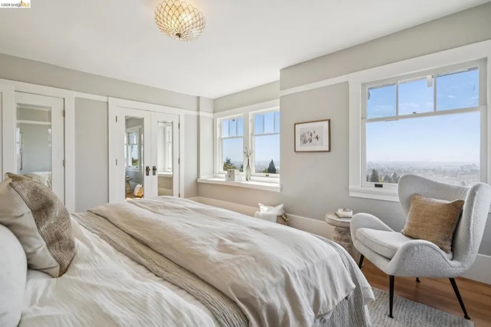 150 Scenic Ave Piedmont, CA 94611