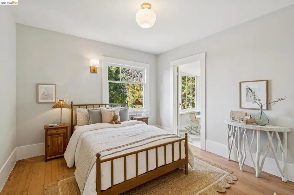 150 Scenic Ave Piedmont, CA 94611