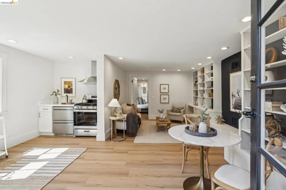 150 Scenic Ave Piedmont, CA 94611