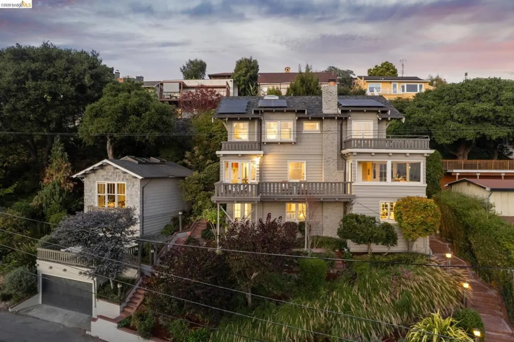 150 Scenic Ave Piedmont, CA 94611