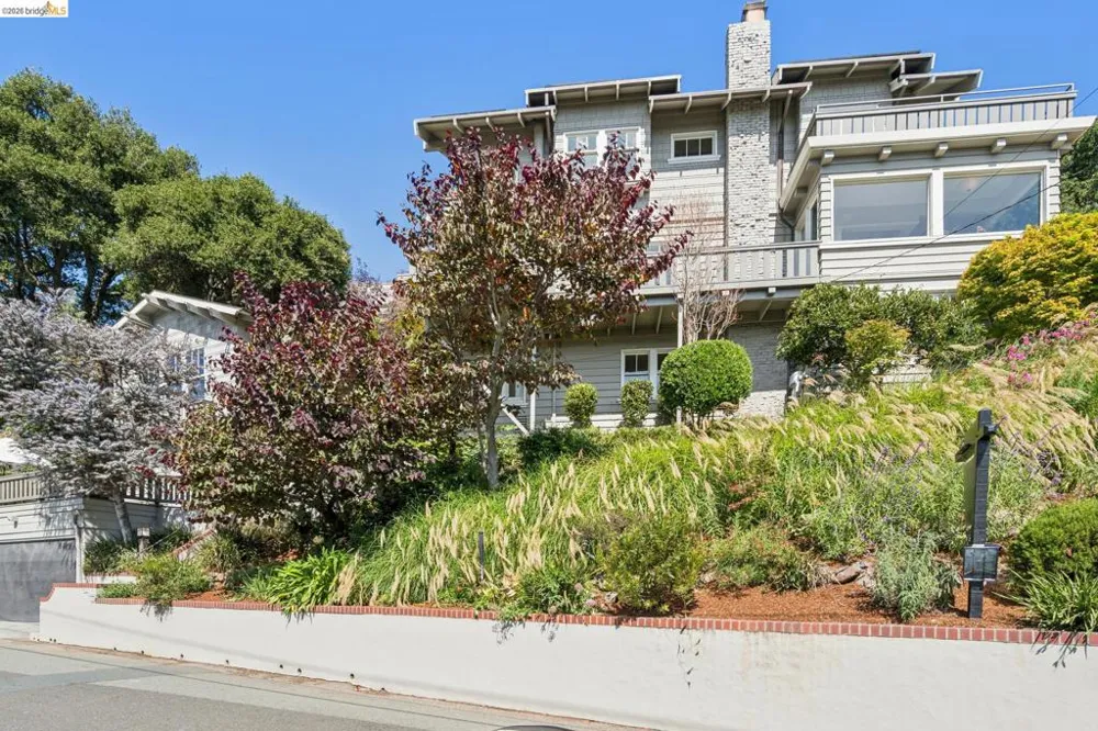 150 Scenic Ave Piedmont, CA 94611