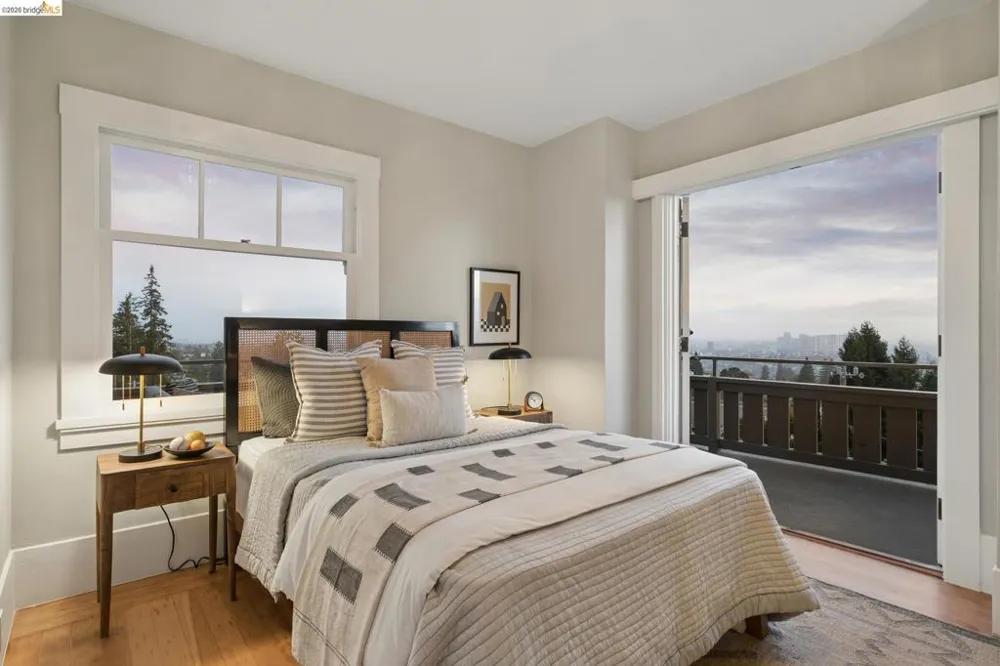 150 Scenic Ave Piedmont, CA 94611