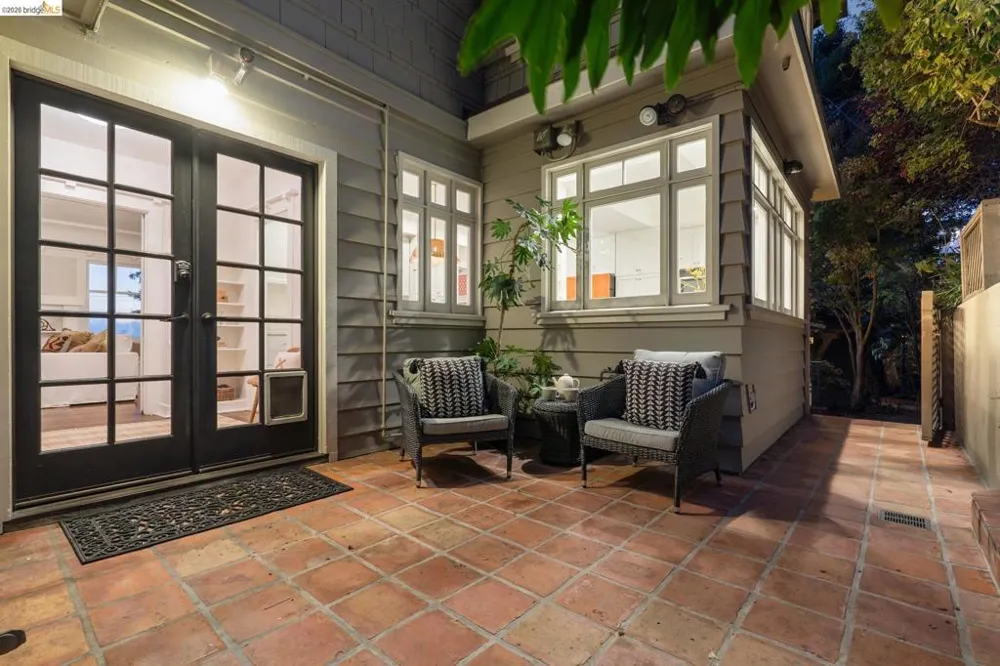 150 Scenic Ave Piedmont, CA 94611