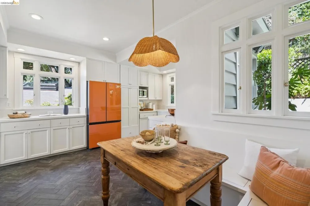 150 Scenic Ave Piedmont, CA 94611