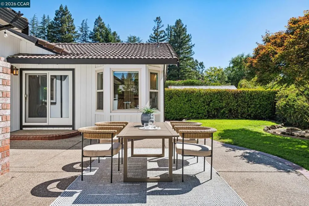 720 Graham Ct Danville, CA 94526
