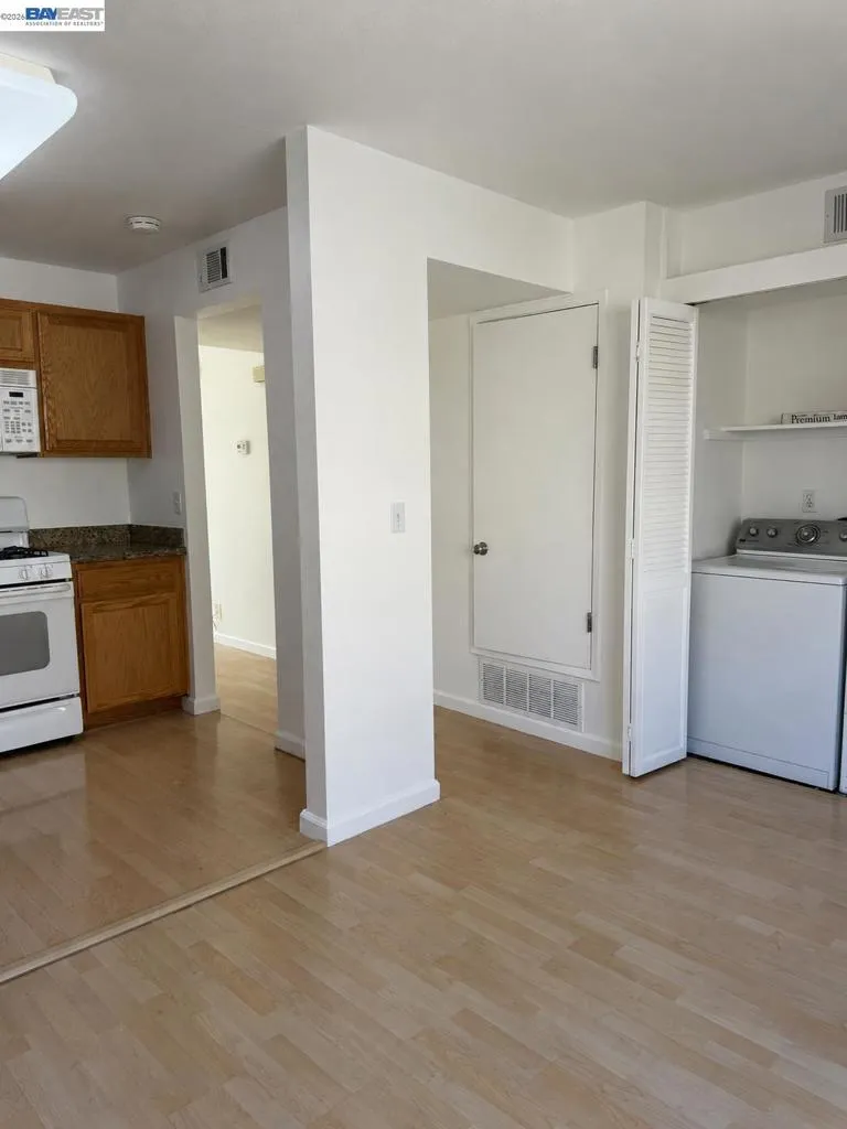 1366 Callen St #C Vacaville, CA 95688