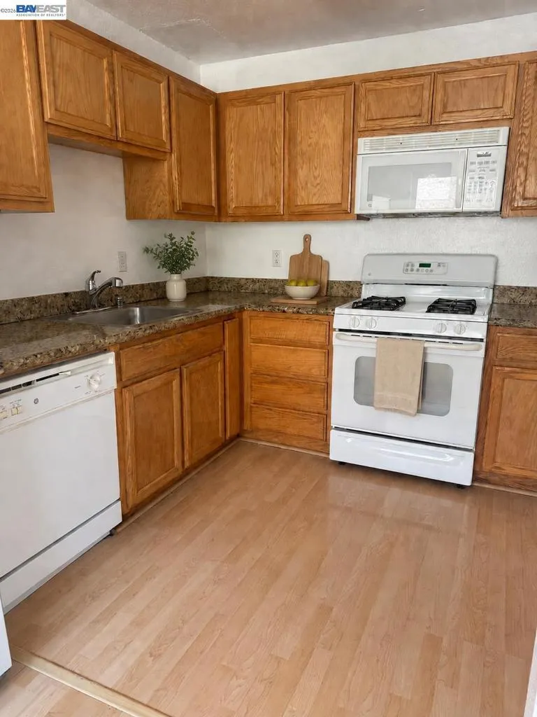 1366 Callen St #C Vacaville, CA 95688