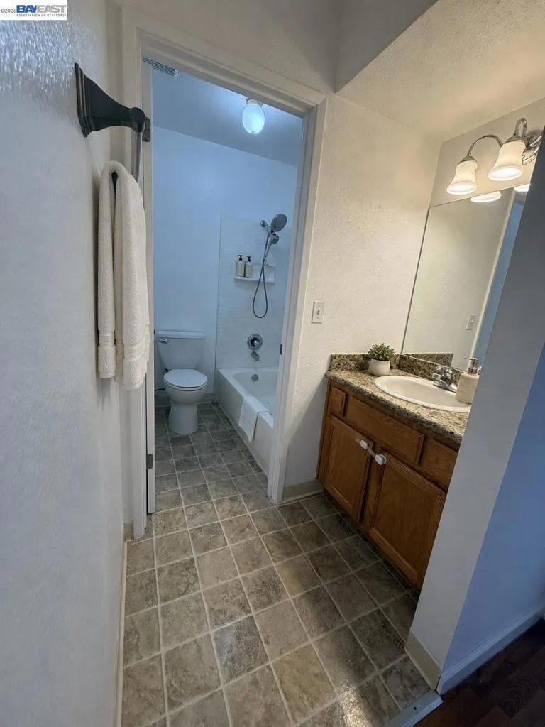 1366 Callen St #C Vacaville, CA 95688