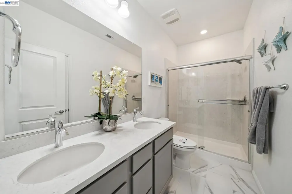 209 Brush Creek Dr Brentwood, CA 94513