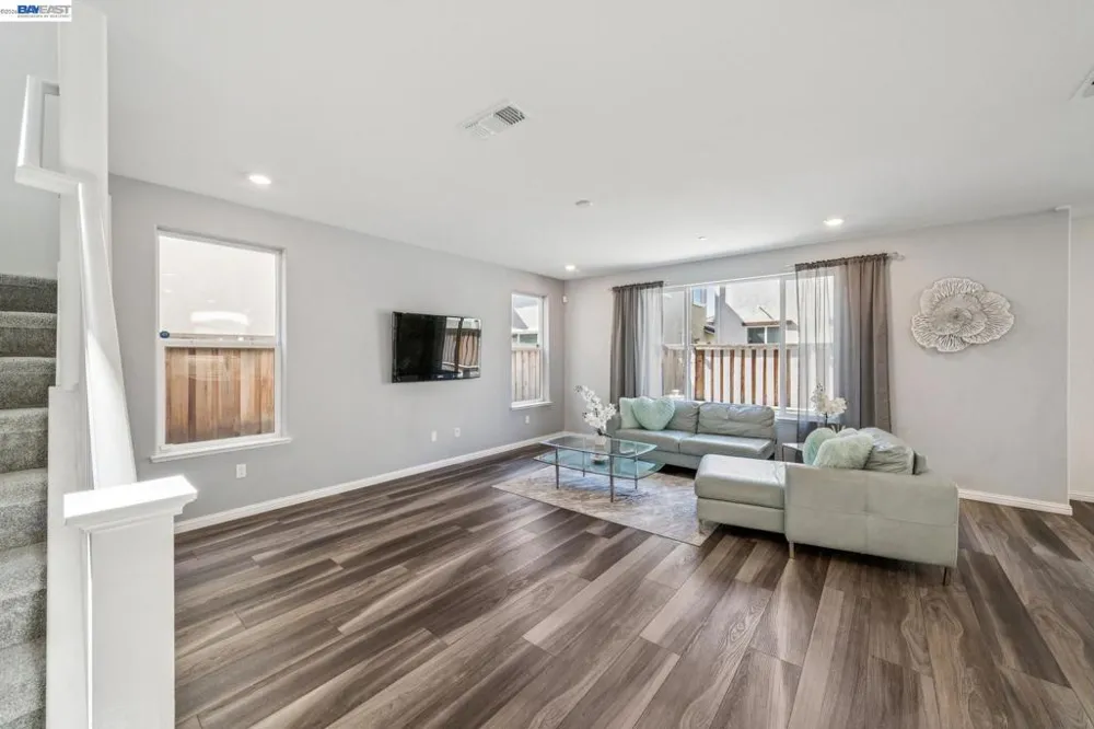209 Brush Creek Dr Brentwood, CA 94513
