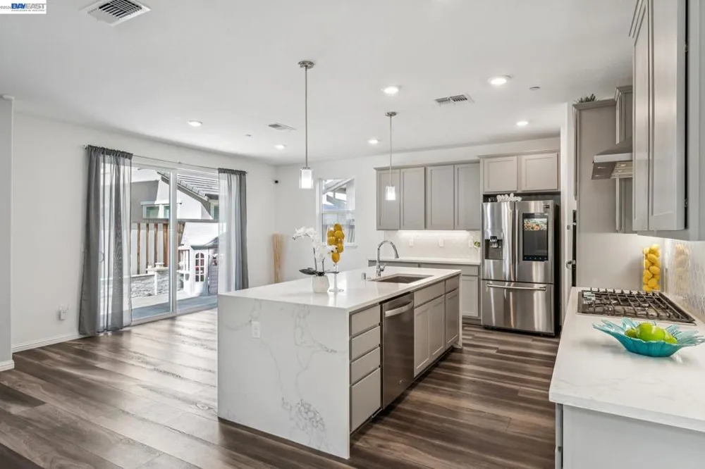 209 Brush Creek Dr Brentwood, CA 94513