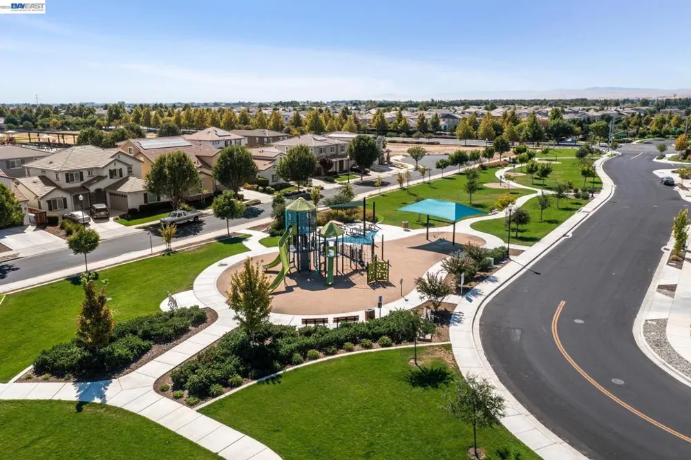 209 Brush Creek Dr Brentwood, CA 94513