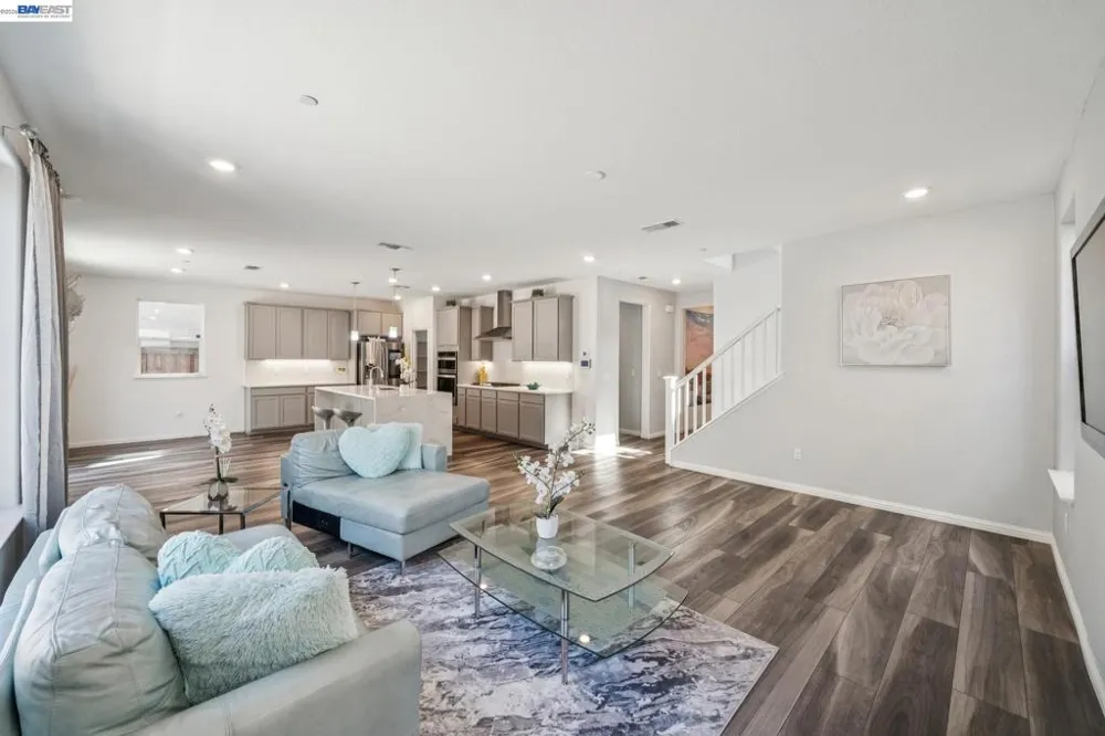 209 Brush Creek Dr Brentwood, CA 94513