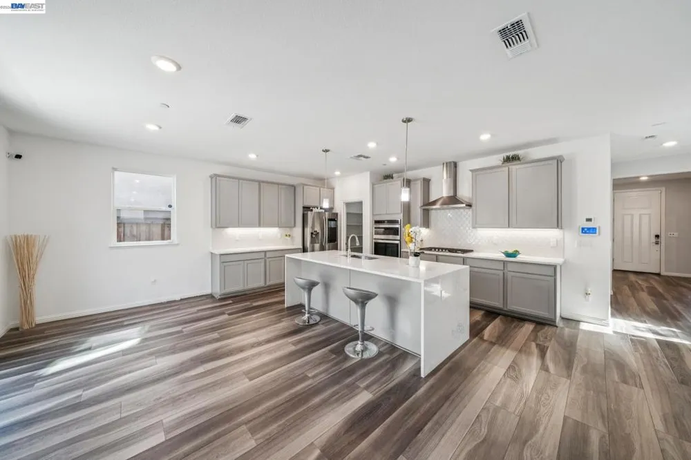 209 Brush Creek Dr Brentwood, CA 94513