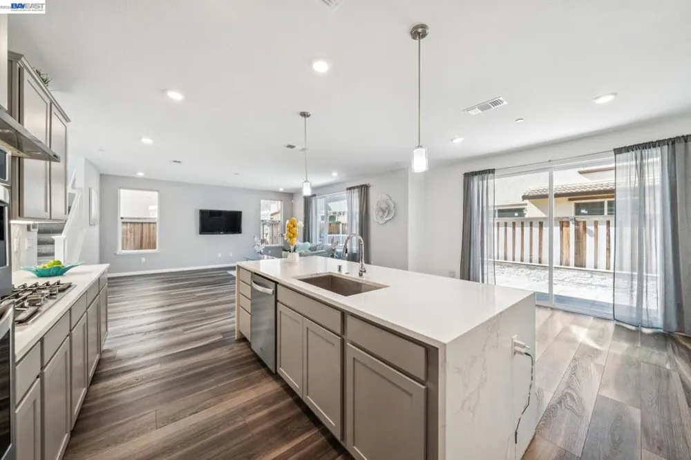 209 Brush Creek Dr Brentwood, CA 94513
