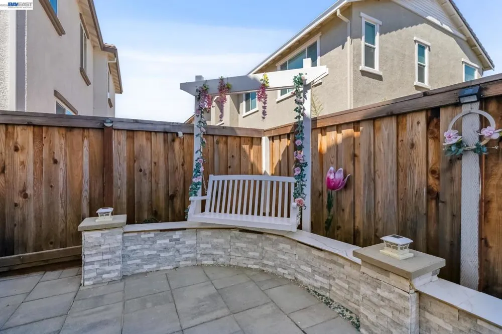 209 Brush Creek Dr Brentwood, CA 94513