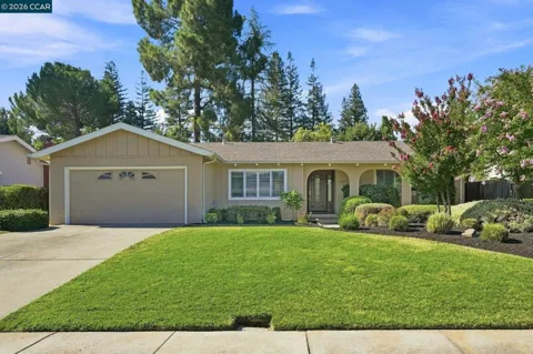 420 Monti Cir