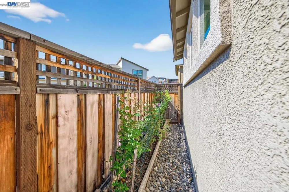 4176 Healdsburg Way Dublin, CA 94568