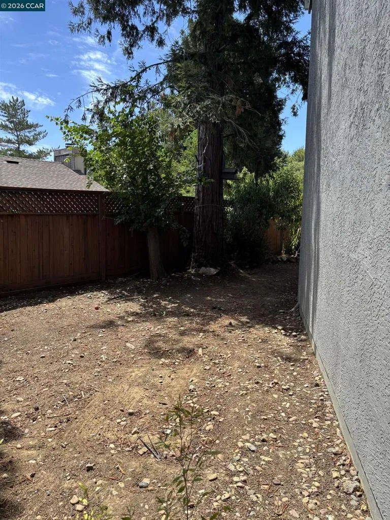 115 Bedford Hercules, CA 94547