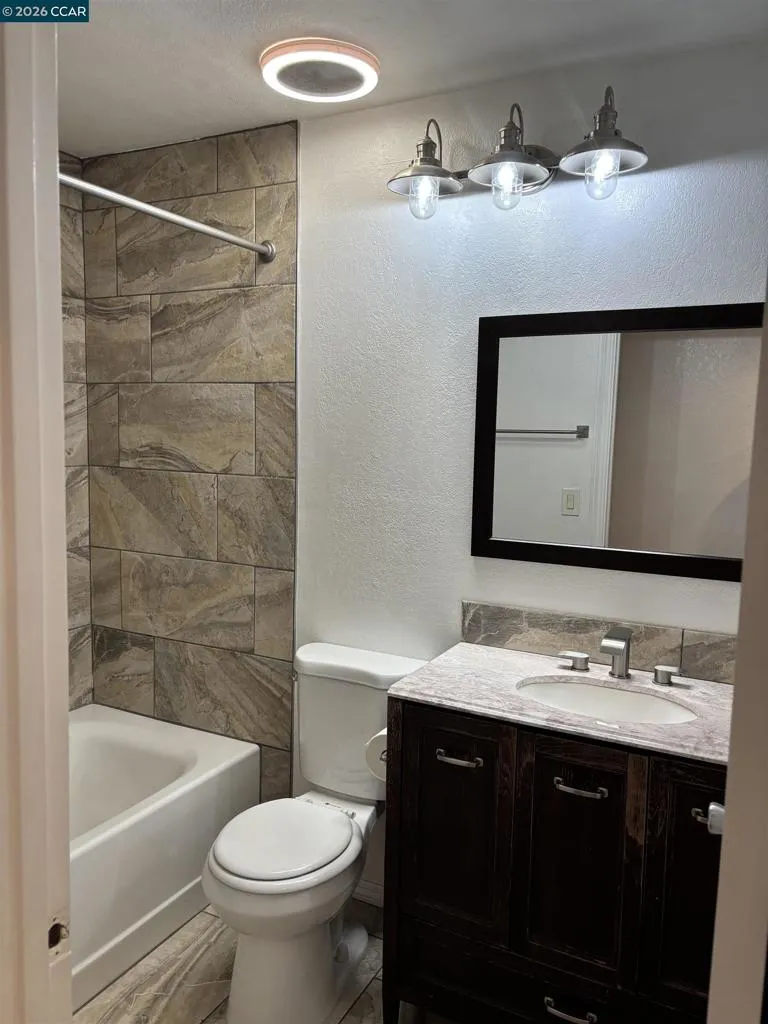 115 Bedford Hercules, CA 94547