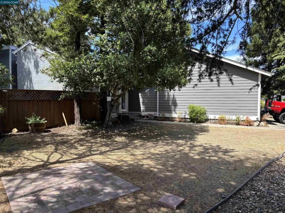 115 Bedford Hercules, CA 94547
