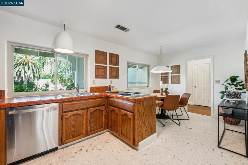41 Burnham Ct Pleasant Hill, CA 94523