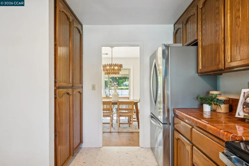 41 Burnham Ct Pleasant Hill, CA 94523