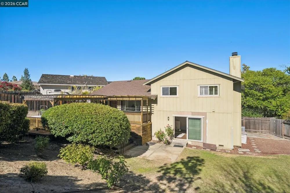 41 Burnham Ct Pleasant Hill, CA 94523
