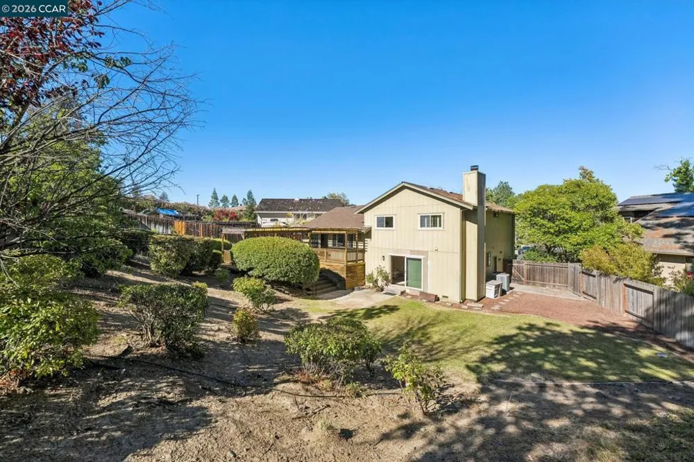 41 Burnham Ct Pleasant Hill, CA 94523