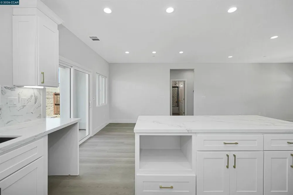 2102 Paige Ct Pittsburg, CA 94565