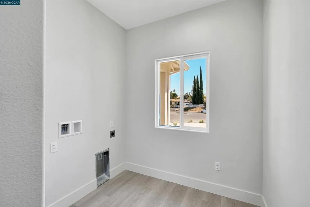 2102 Paige Ct Pittsburg, CA 94565