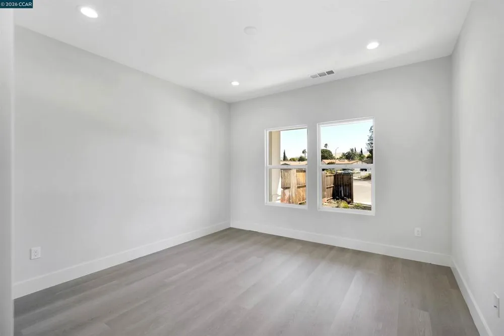 2102 Paige Ct Pittsburg, CA 94565