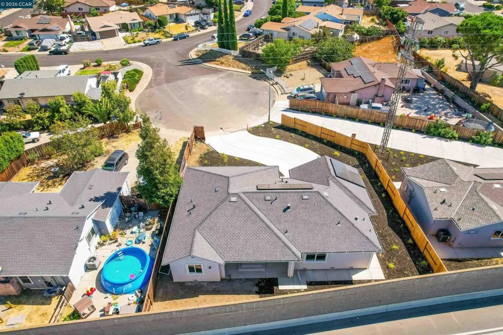 2102 Paige Ct Pittsburg, CA 94565