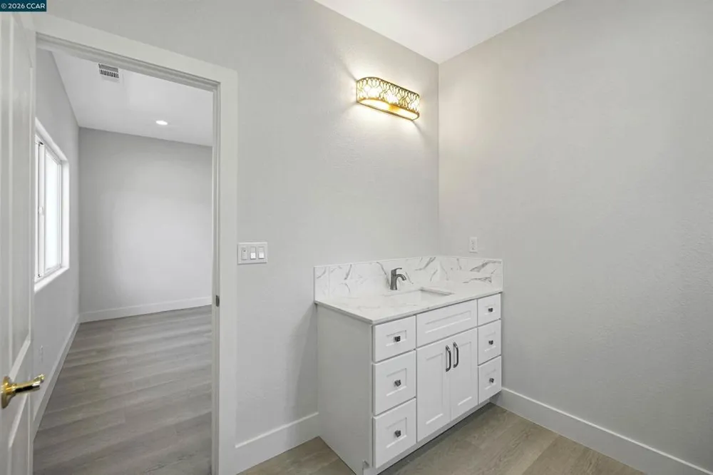 2102 Paige Ct Pittsburg, CA 94565