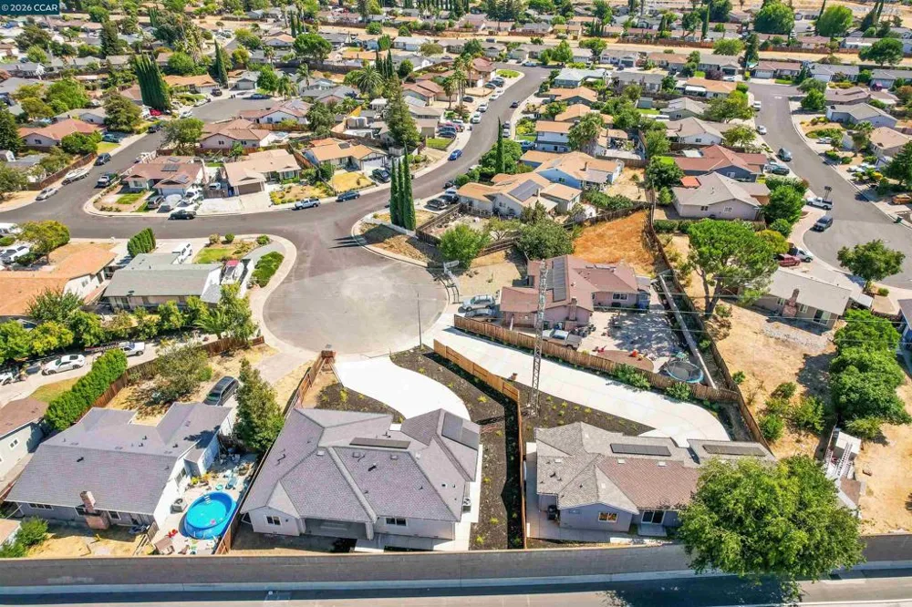 2102 Paige Ct Pittsburg, CA 94565