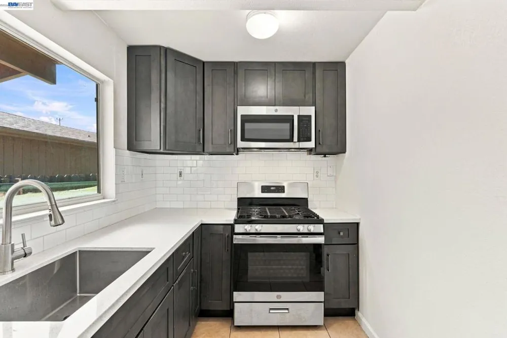 1210 Trenton Blvd San Pablo, CA 94806