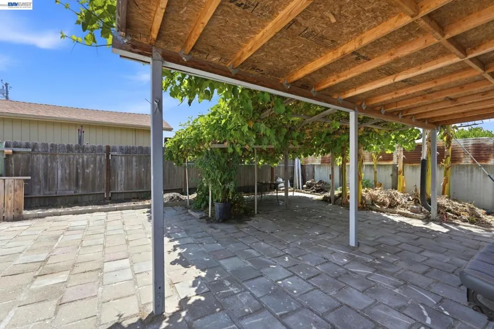 1210 Trenton Blvd San Pablo, CA 94806