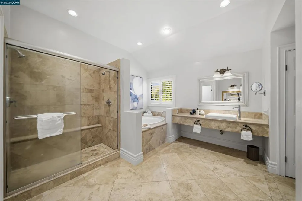 951 Redwood Dr Danville, CA 94506